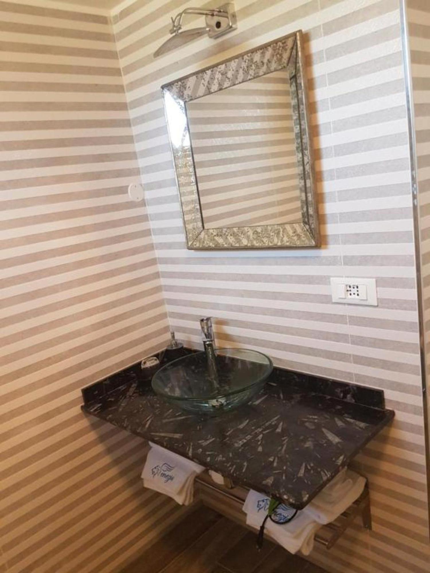 Bed And Breakfast Bagno Venezia マリーナ・ディ・カッラーラ エクステリア 写真